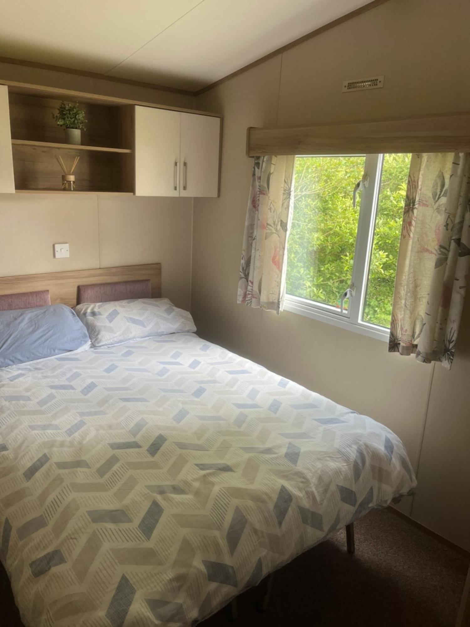 Newquay Bay Resort Oakley 6 Birth Caravan Exterior foto